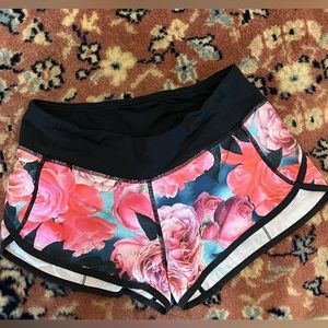 lululemon size 4